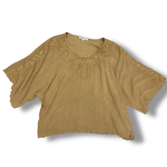 Solitaire Anthropologie Tan Embroidered Scalloped Boho Cropped Top - Large - Picture 2 of 9